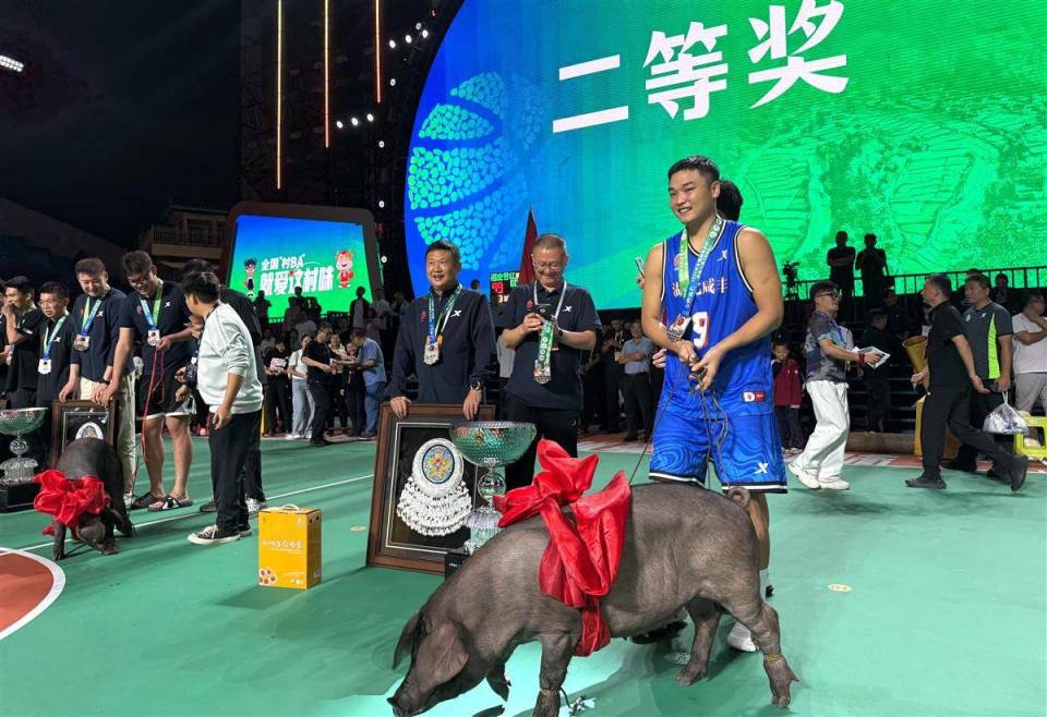 跻身四强 跻身四强