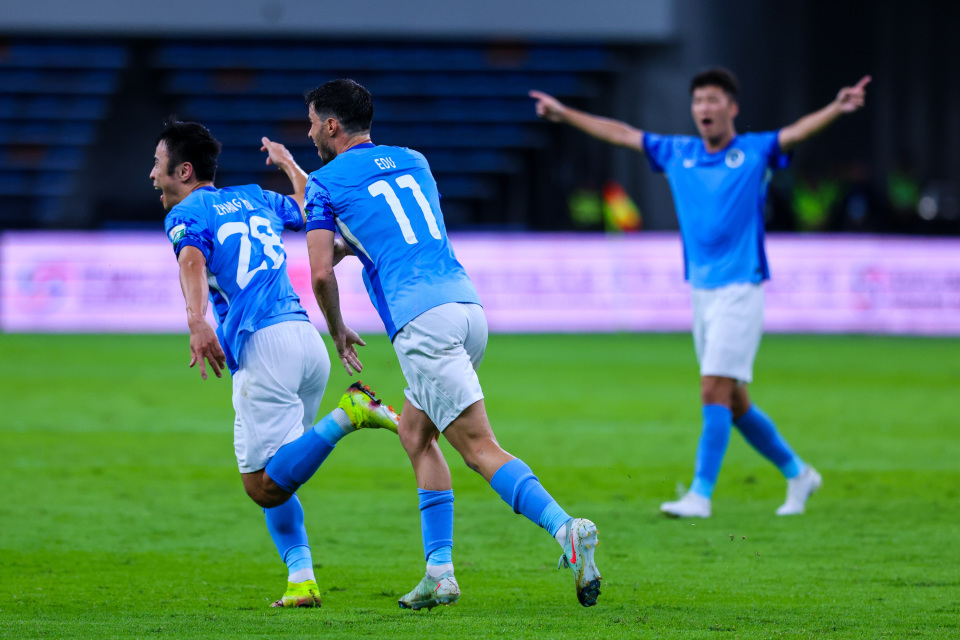 UrILF, Tk, 青岛海牛